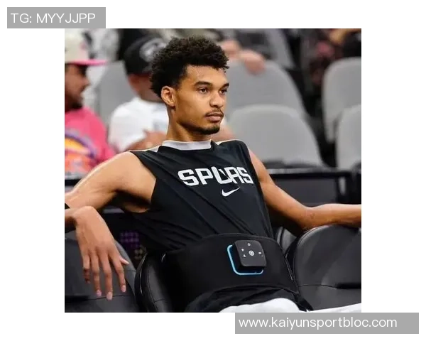 文班亚马称赞本赛季第二次战胜雷霆的比赛令人赏心悦目表现出色