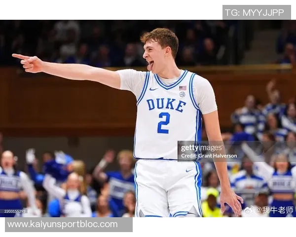 弗拉格成历史第二年轻30分球员仅次于詹姆斯未来发展令人期待