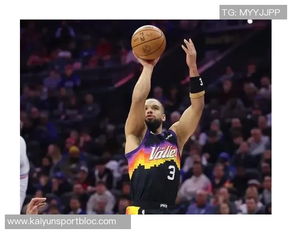 狄龙半场表现惊艳15投6中三分球8投2中独揽全队最高16分并贡献2次抢断